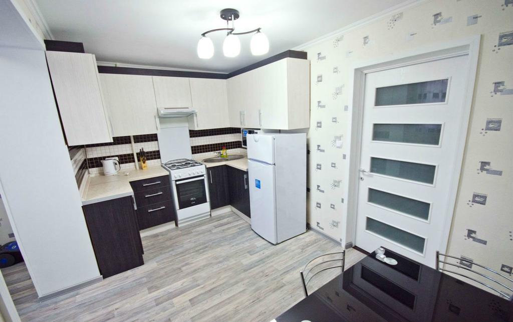 Black And White Apartment Chisinau Exterior photo